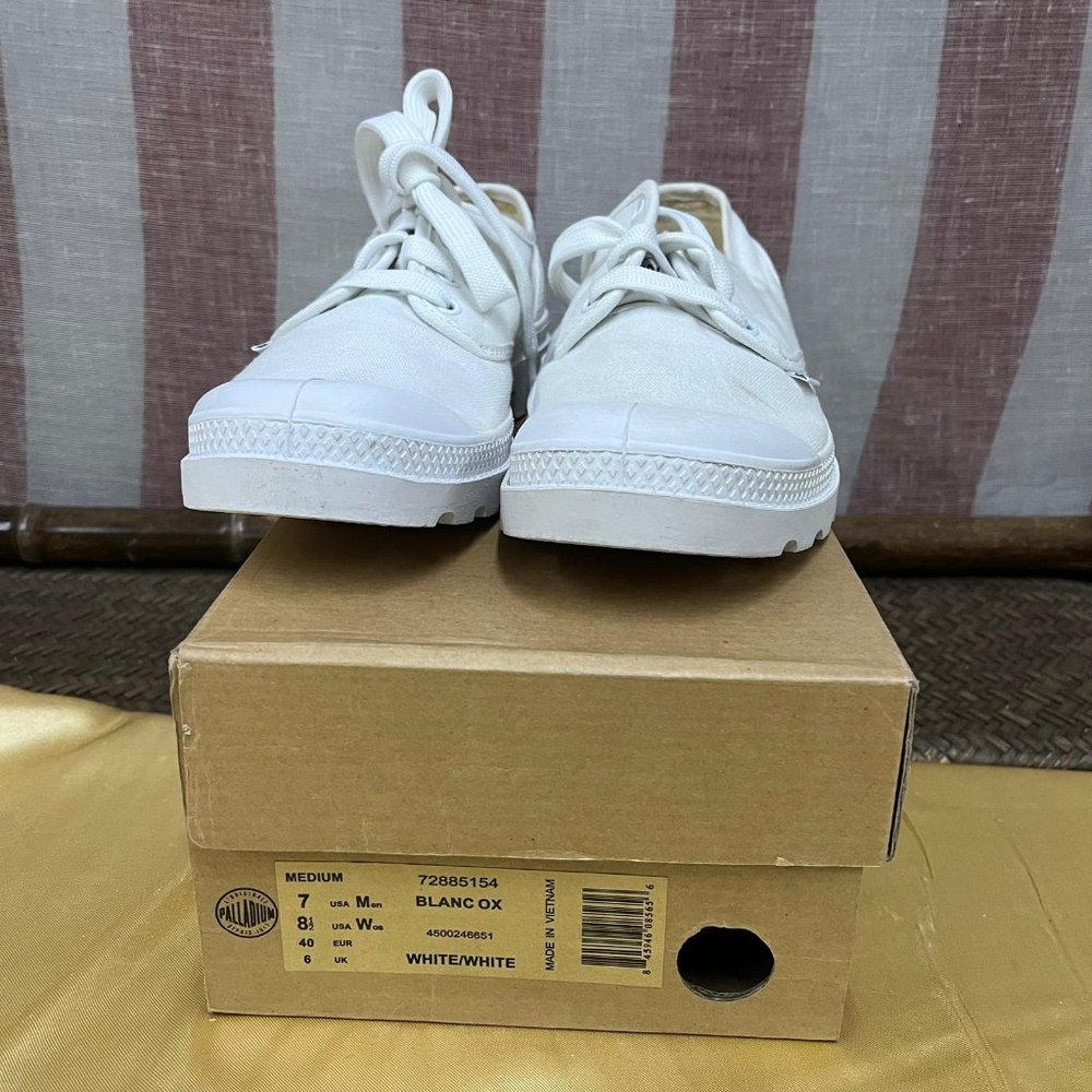 NWB Palladium BLANC OX Men 7 Women 8.5 Shoes